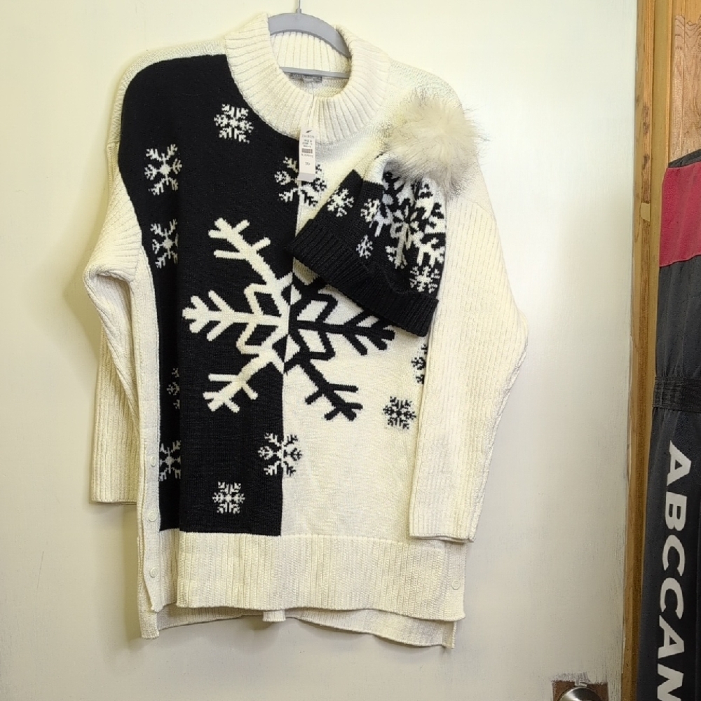 Talbots Black and White Snowflake Turtleneck Sweater And Matching Hat